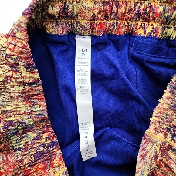 Lululemon Hotty Hot Women's Purple Seawheeze Shorts 4" Inseam Linef Size 6  Tall - Picture 8 of 14